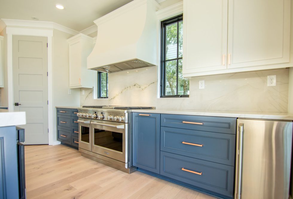 Coastal Transitional Kitchen Remodel by Charleston Custom Cabinetry, LLC — Project 1 project photo 2